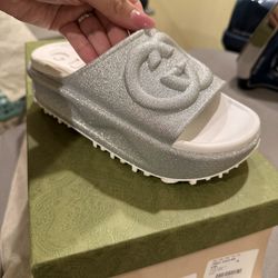 Gucci Slides 