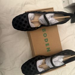 Boden Polka Dotted Slippers 