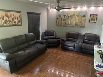 Leather sectional 360 swabble rocking recliner
