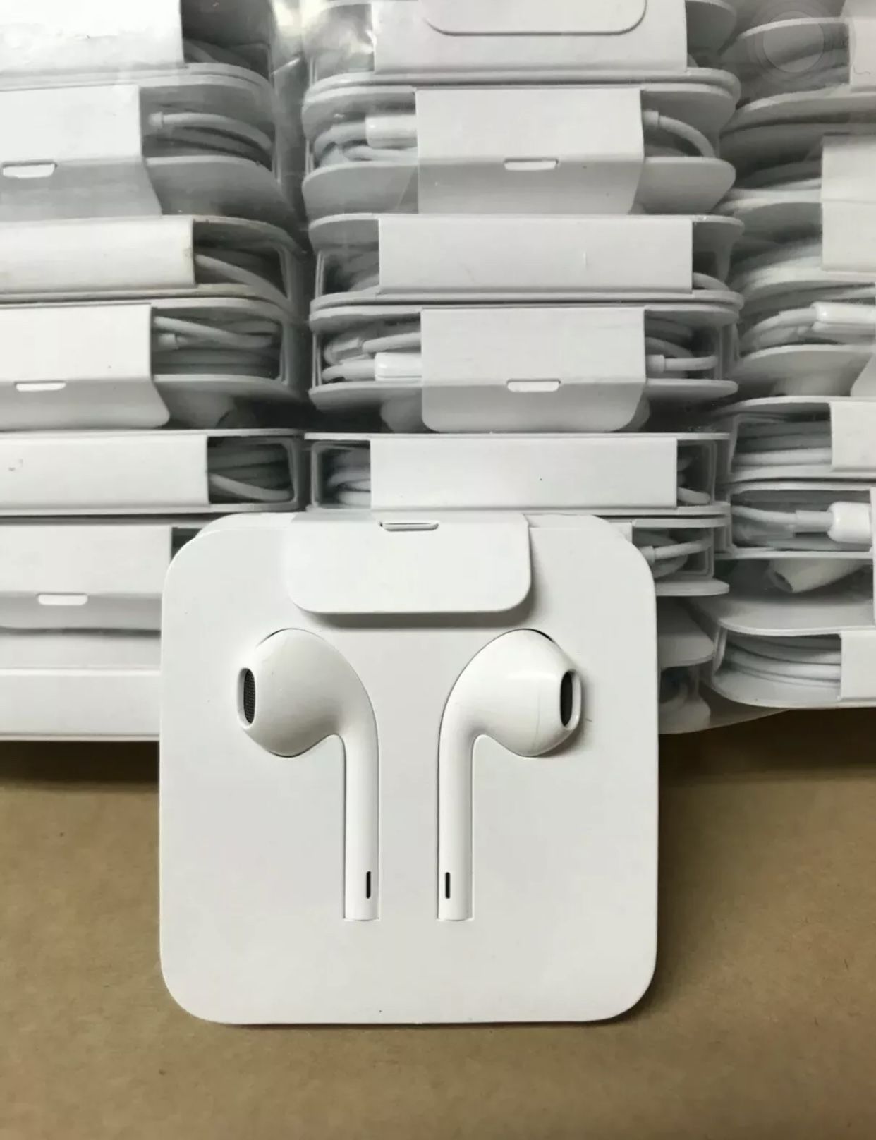 iPhone 7/8/X/11/12 Earpods Wired Headphones with Lightning Connector | Genuine