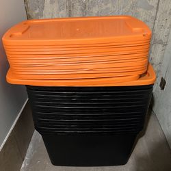 Totes /  container