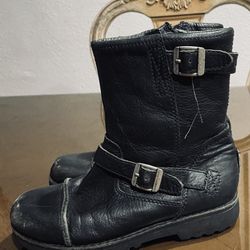 Ugg Leather Boots Size 2 Youth 