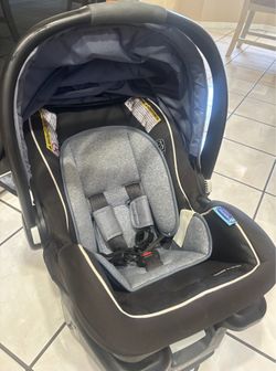 Graco Snug Rite Car Seat