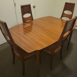 Mid-Century Kent Coffey Perspecta Dining Table & 4 Chairs