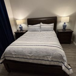 Queen Haverty’s Bedroom Set