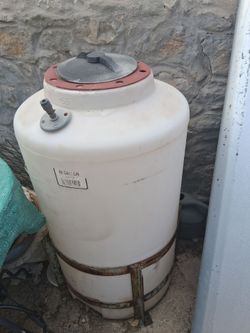 Water tank 65 gallons