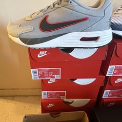 nike airmax for men jost $70 size 7.5, 8.5,9 and 9.5 