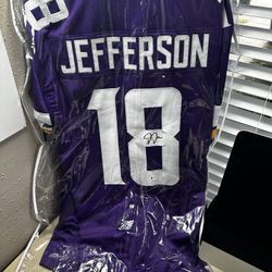 Justin Jefferson “Authentic” Signed Jersey