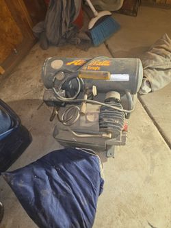 Emglo 4 gal compressor