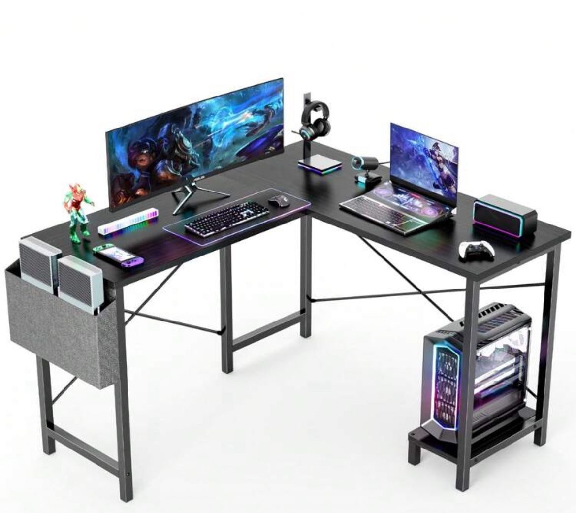 L Shaped Gaming Desk // Actuall Price Is 150 I Take Offers