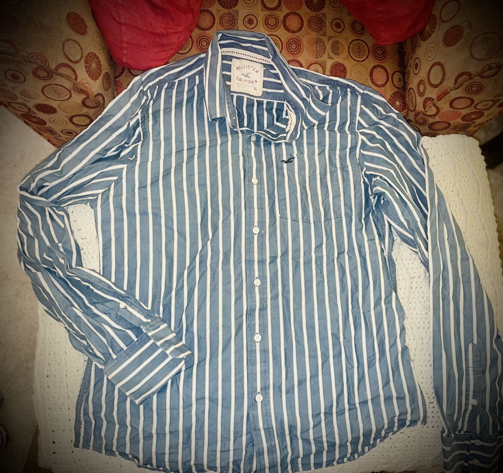 Men’s Hollister Long Sleeve Button Down Shirt Size XL