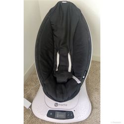 4moms mamaRoo 5 Multi-Motion Baby Swing In Black