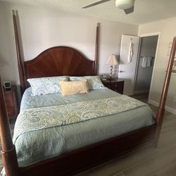 King Size Bedroom Set, 5 Pieces, Thomasville, Bogart Design.  King Size 4 Poster Bed, Large Dresser, Tall Boy, 2 Night Stands.