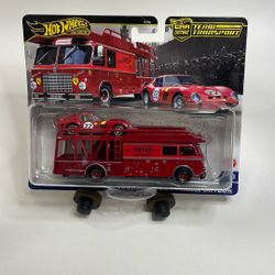 HOT WHEELS TEAM TRANSPORT #83 FERRARI 250 GTO & FIAT 642 RNZ TRANSPORTER