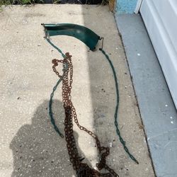 Green  Swing. Good Condition 