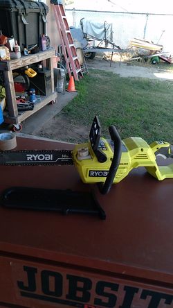 RYOBI 40 VOLT CHAINSAW