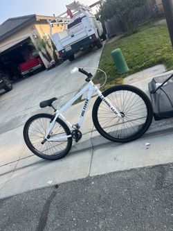 Se bike cookies and cream limited edition
