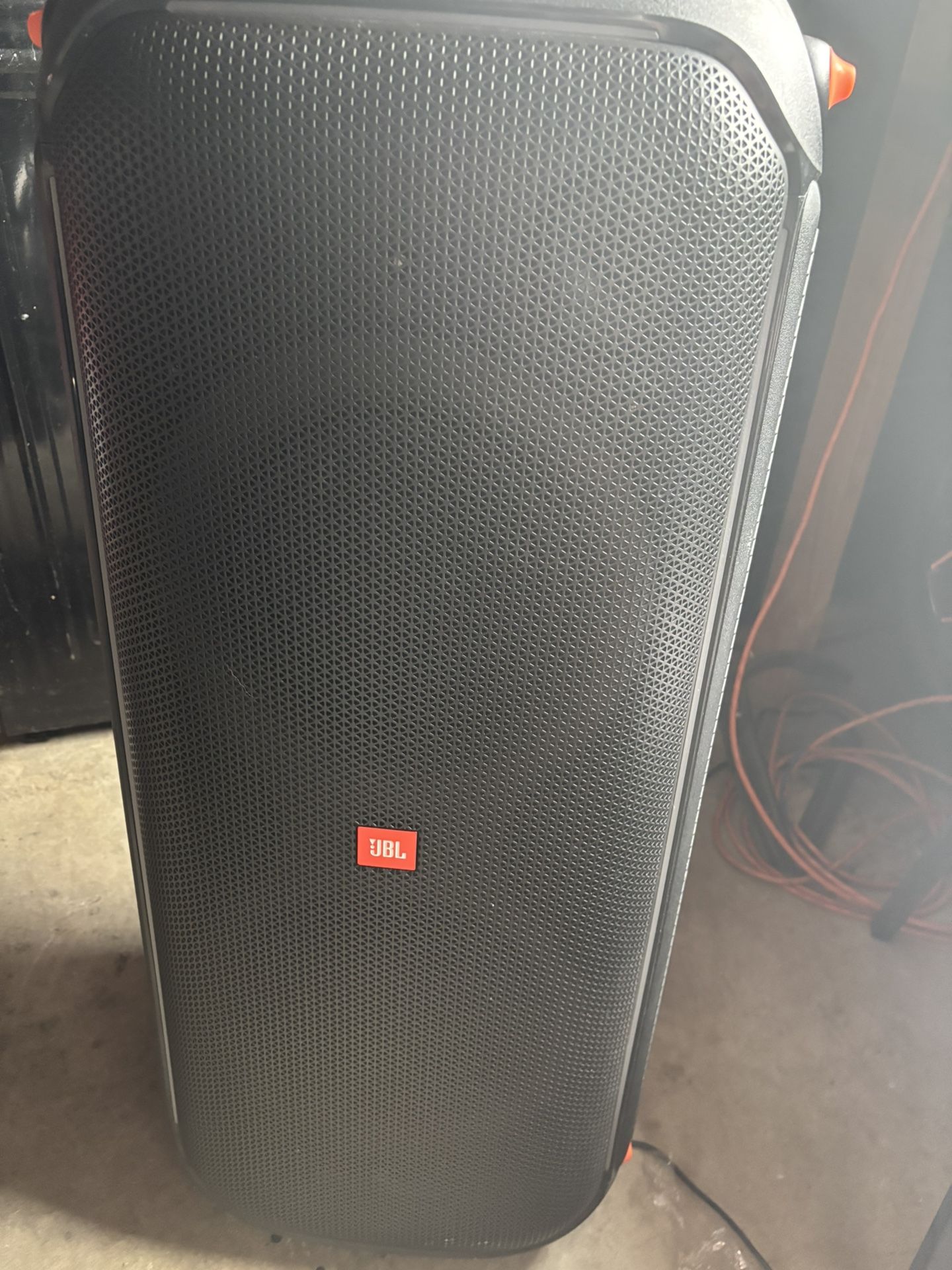 JBL DJ Loud Speaker 710