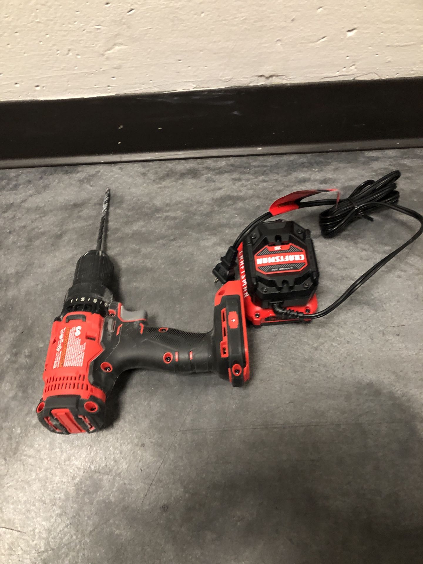 CRAFTSMAN V20 1/2-in 20-volt Max Variable Speed Brushless Cordless Hammer Drill