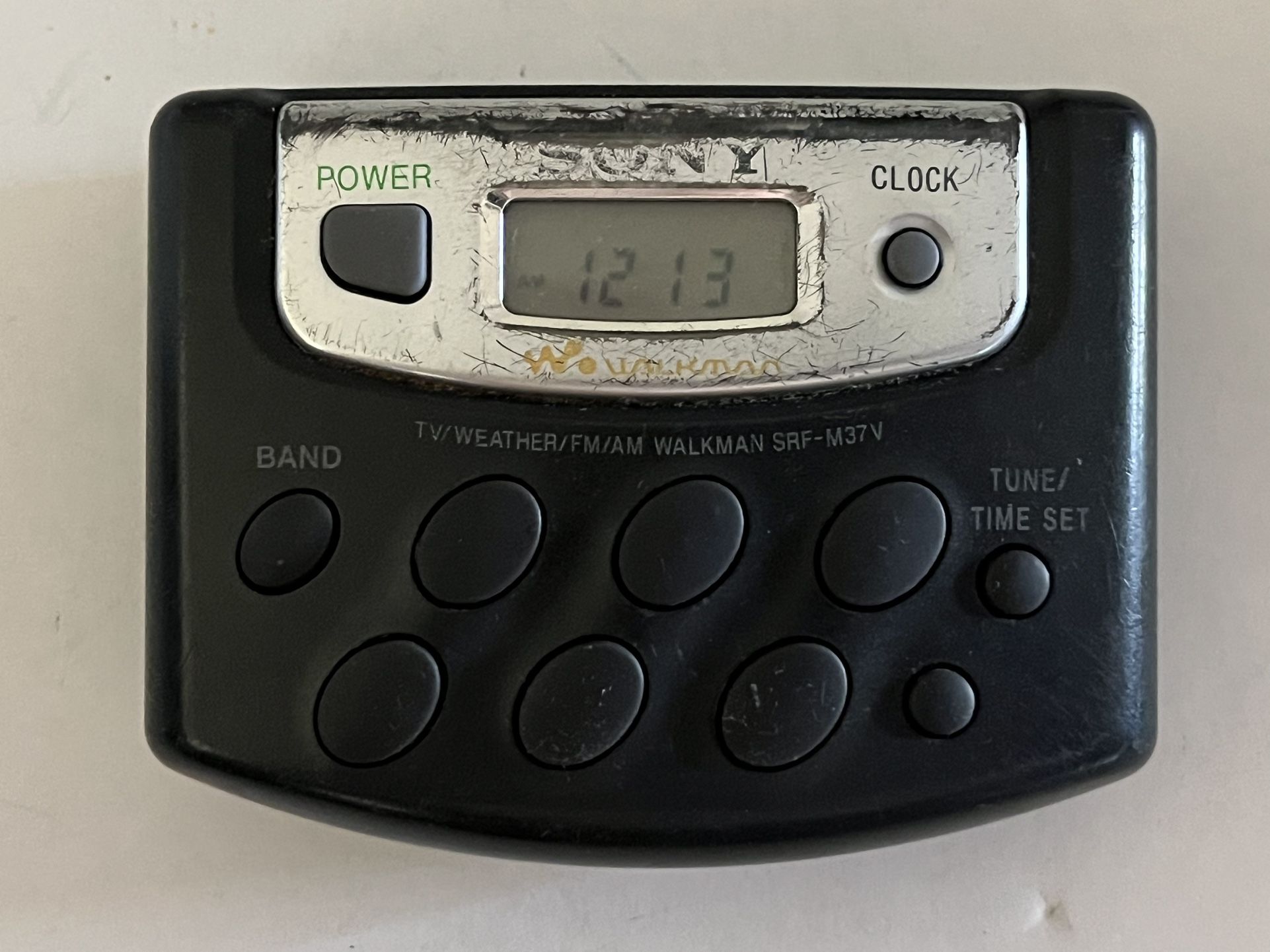 Good condition Sony Walkman Weather AM FM Radio SRF-M37V w/ new battery