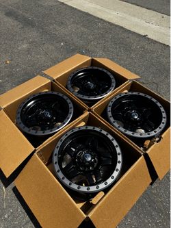 FINANCING AVAILABLE Fuel Anza 6x135 17” Wheels Ford F-150 Raptor