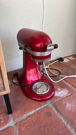 Red 5qt kitchen aid mixer