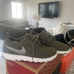 Nike Size 10