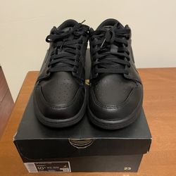 Jordan 1 Low Triple Black - Size 10.5 🔥