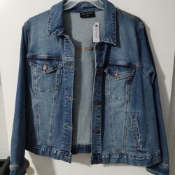 Brand new blue Lane Bryant jean jacket. 
Size 22. 