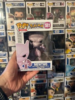 Funko Pop Pokémon Mewtwo #581