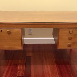 Mid-century danish teak desk - compact