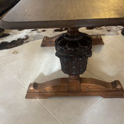 Beautiful antique Coffee Table