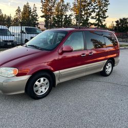 2003 Kia Sedona