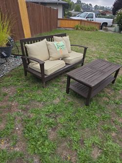 Free yard bench and table