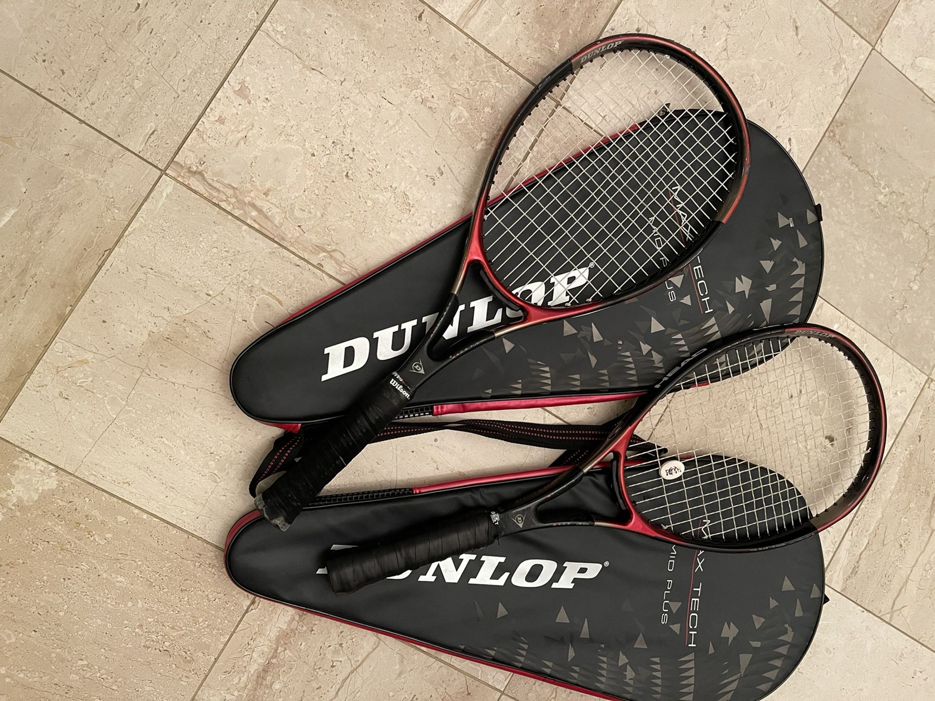 Dunlop Tennis Racquets  W/covers