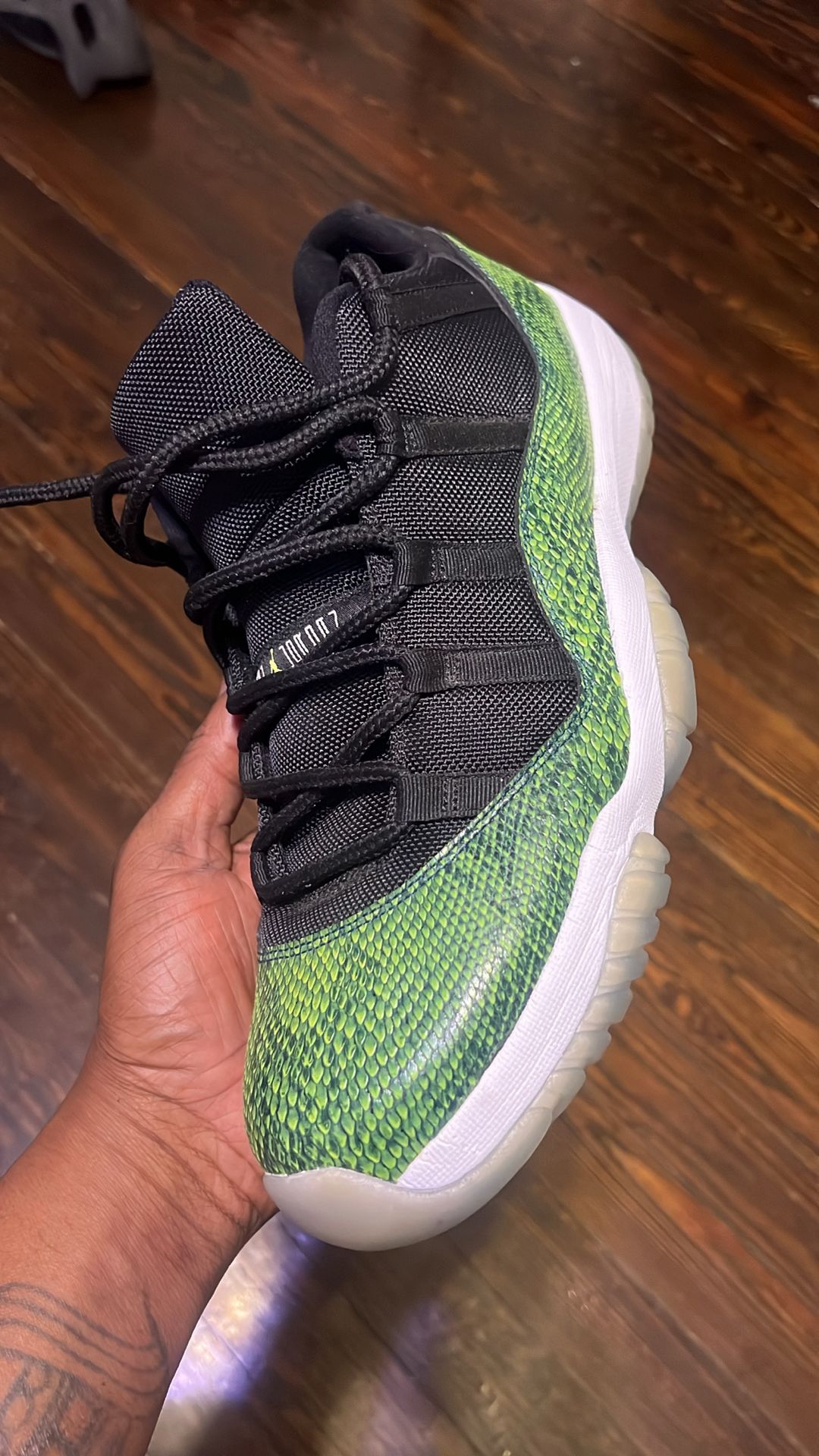 Jordan 11 Low Green Snakeskin Size 13