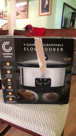 Slow cooker