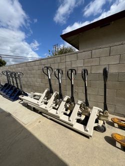 Crown pallet jacks