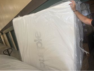 PurpleRenew 11" Gel Grid Mattress. King. New Out Of Box.