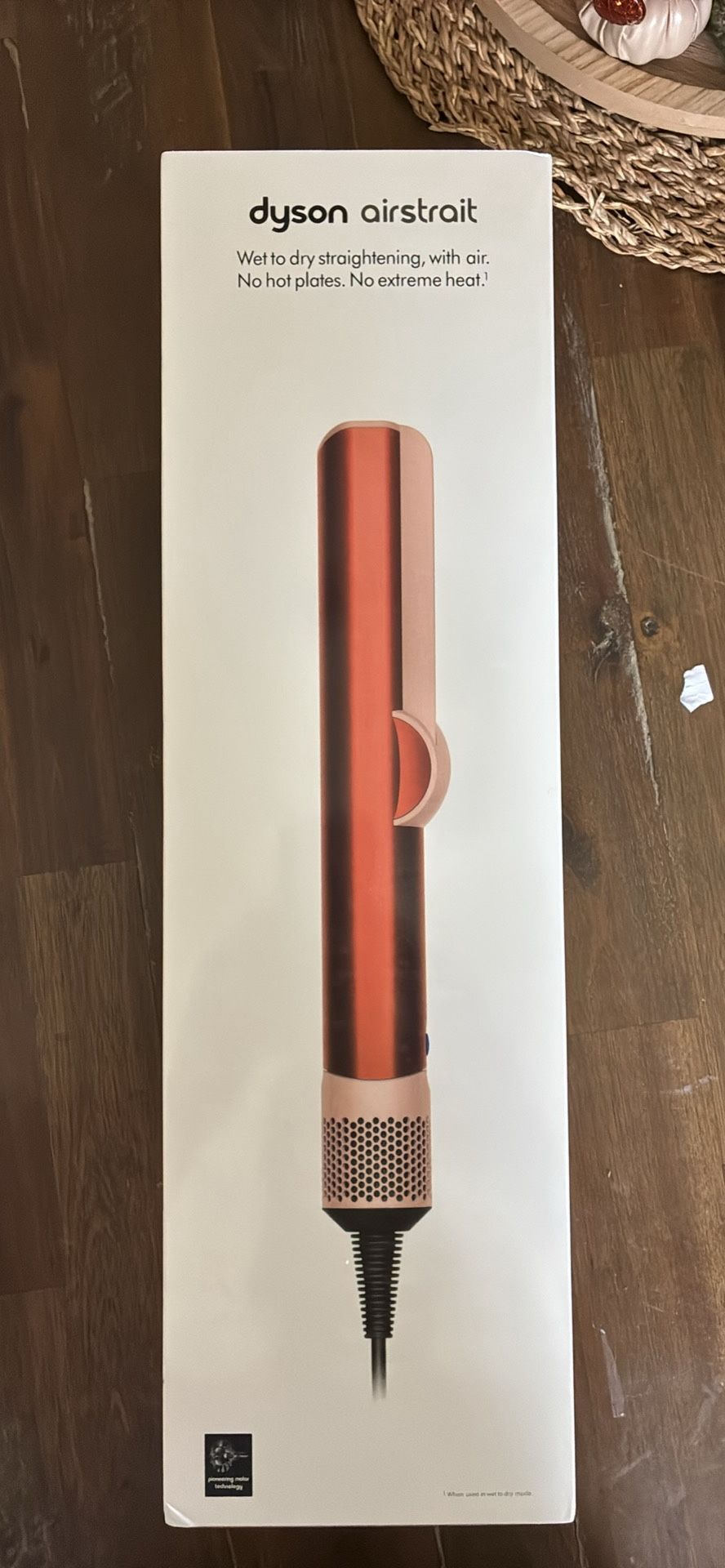 Brand New Dyson Airstrait