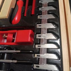 Mastergrip Craft & Hobby Knife Set Wood Case Mat 68 pieces kit - RARE, NEW