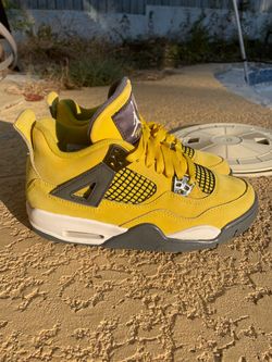 Jordan 4 Retro Lighting