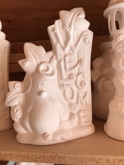 Ceramics for you to paint!