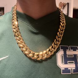 18 k Miami Cuban link chain20mm