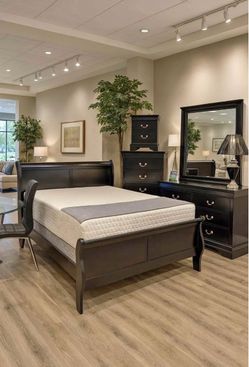 Black Wood Sleigh Bedroom Set