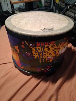 Remo child's bongo drum with animals good like new condition quality construction