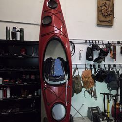 12 Ft Eddieline Kayak 