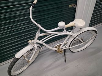 Vivelo Donatella White and Gold 7-Speed Bicycle $250