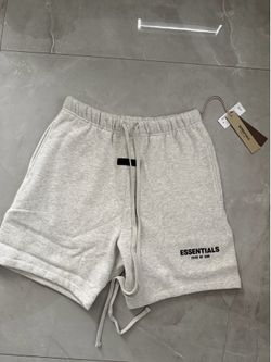 Light oatmeal essential shorts