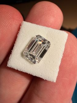 2.12 Emerald Cut Diamond (Lab)